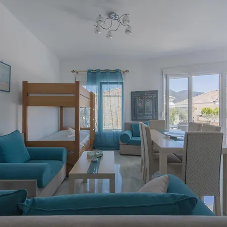 Diamanti Villa, Pool & Barbecue Villa