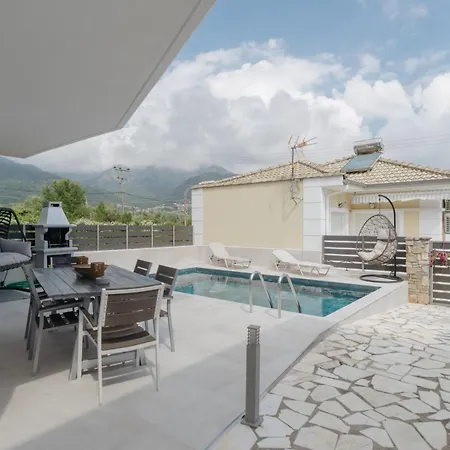 Луксозна вила Diamanti Villa, Pool & Barbecue Скала Потамияс